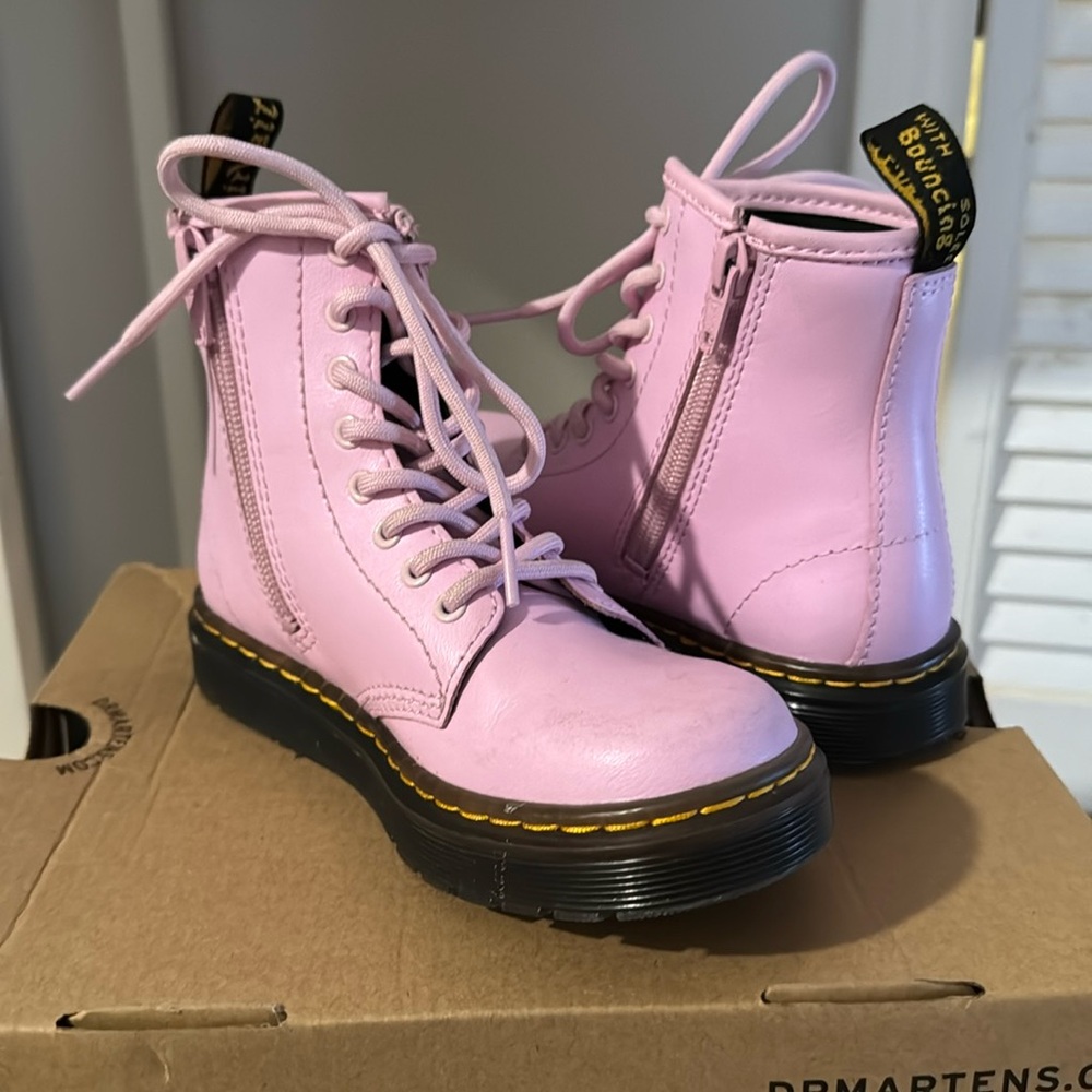 KIDS Pale Pink Zavala J Dr. Martens